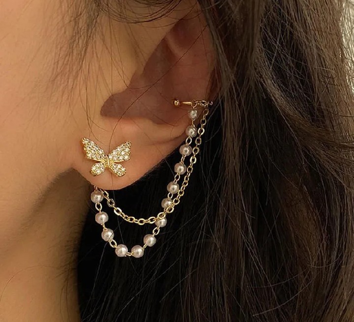 Ladies Fashion Rhinestone Butterfly Chain Earrings Punk Personality All-match Exquisite Asymmetrical Ear Clip