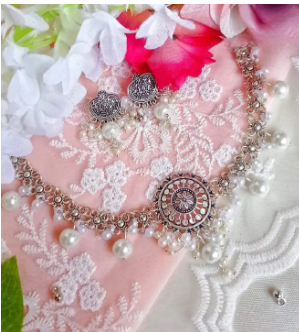 Antique choker set with choker and earring - Metal oxidised jewellery