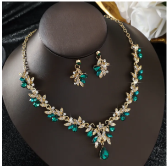 3PC Cross Mirror European and American Exaggerated Banquet Gemstone Necklace Earnail Set for Women's High End Retro Jewelry