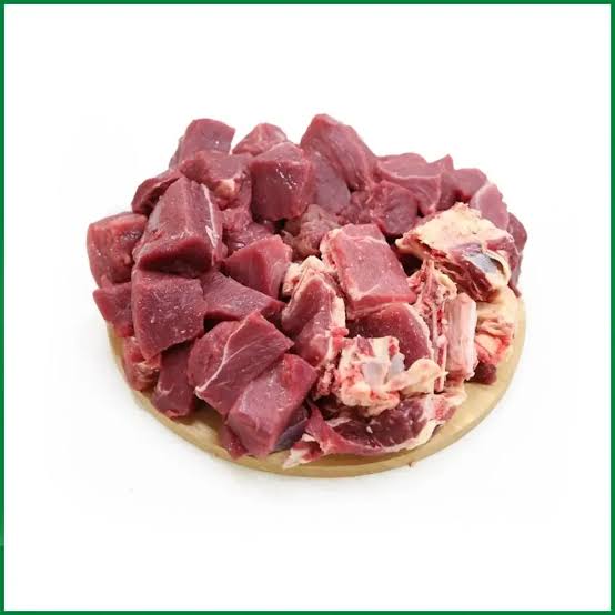 Local Beef Meat (Deshi Gorur Mangsho) – দেশী গরুর মাংস  / ১ কেজি