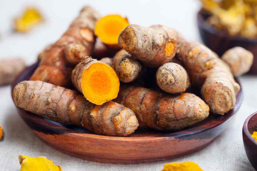 কাঁচা হলুদ প্রতি 100 গ্রাম