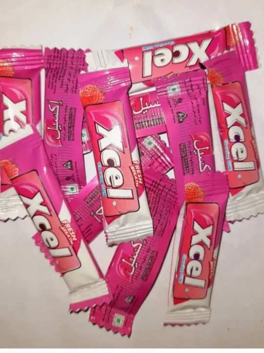 Xcel Chewing Gum Strawberry Flavor | 1 pes