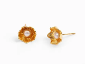 Pearl and Gold Earring